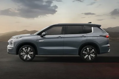 Prix de voiture chinoise et label qualité japonais : ce SUV 4×4 de plus de 300 ch, zéro émission et 86 km sans essence n’a aucun rival en rapport qualité-prix