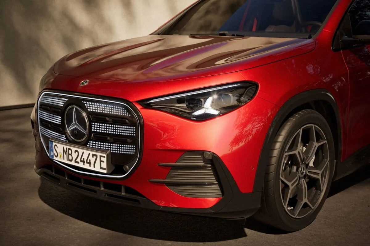 Mercedes GLA 2026 : le SUV compact le plus vendu de la marque bascule vers le tout électrique