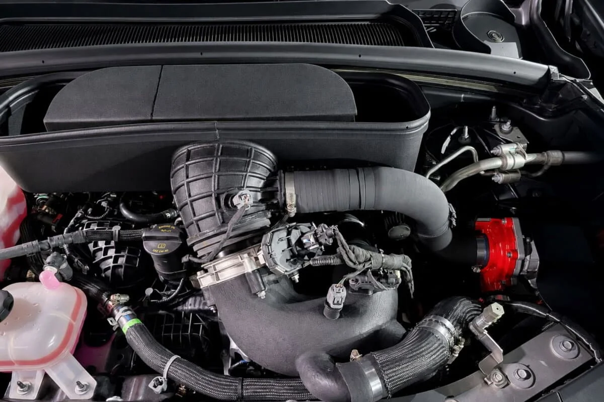 650 ch, 6 cylindres et turbo électrique : SRT vient de concevoir l’argument le plus solide pour prolonger la vie du moteur à essence face à l’électrique pur
