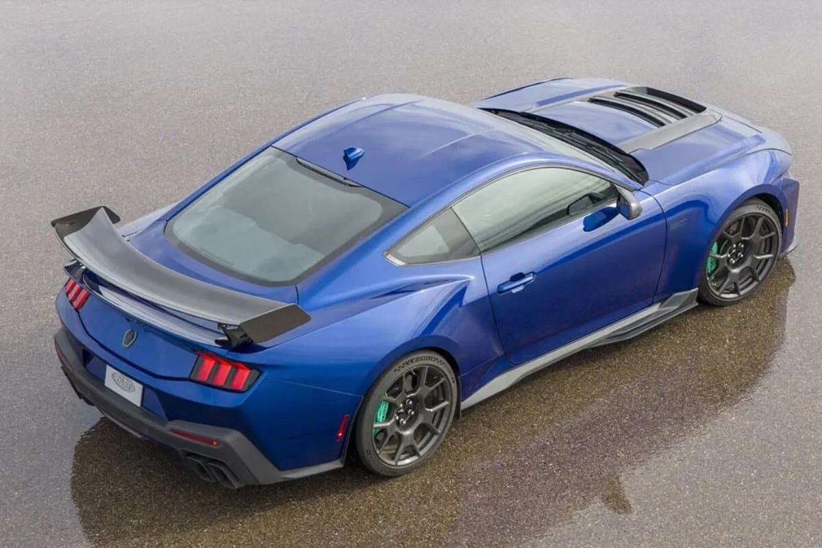 La Mustang berline de Ford est officielle : la Panamera américaine qui veut être la plus pratique de sa gamme sans trahir son ADN sportif