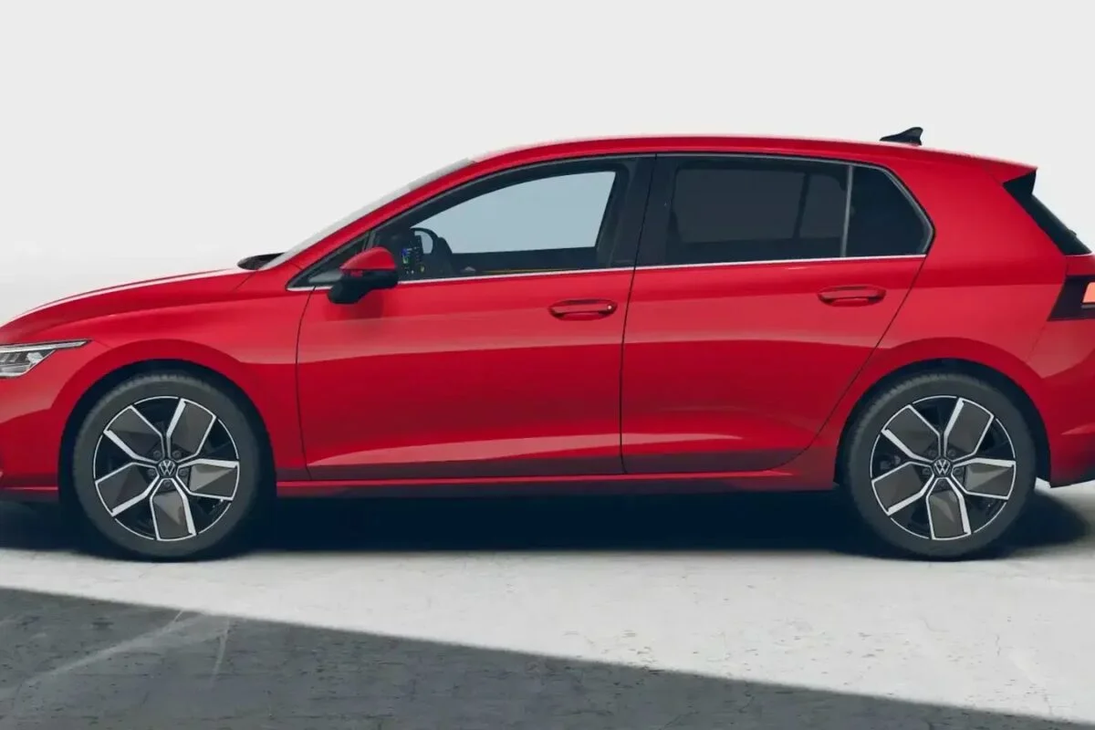 Volkswagen emprunte l’approche hybride de Toyota pour repositionner la Golf face à une concurrence qui ne lui laisse plus de répit