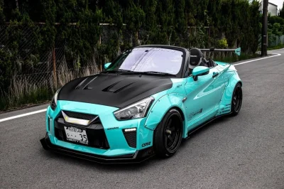 Daihatsu Copen Liberty Walk : ce mini roadster de 63 ch façon GT-R affole les fans de JDM