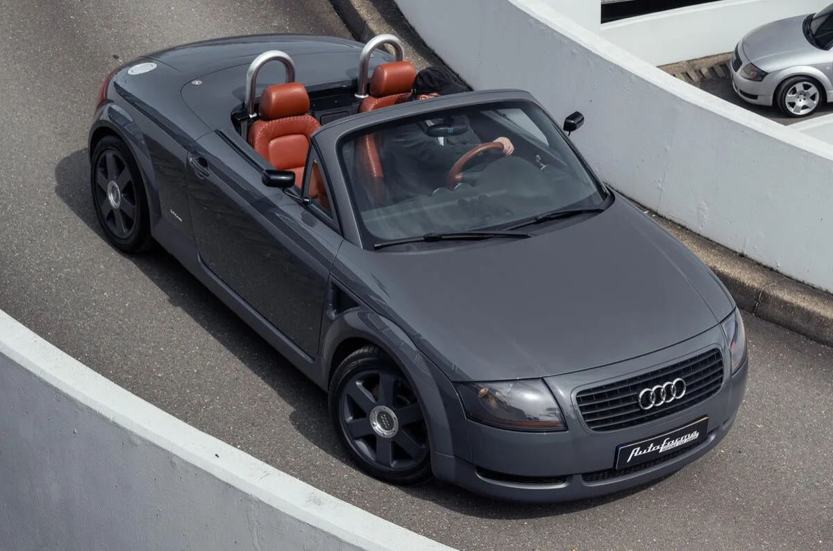 Audi TT Roadster : ce restomod signé Autoforma la modernise sans la dénaturer