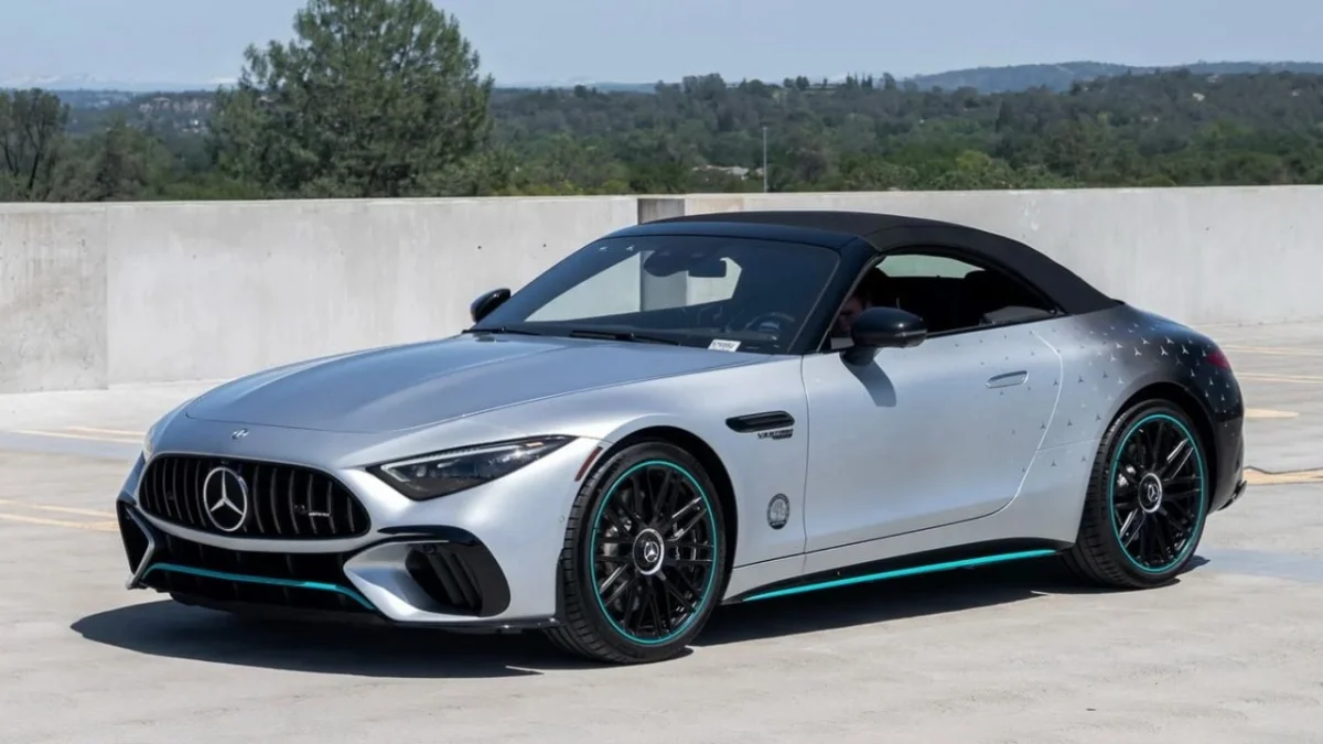 Mercedes-AMG SL 63 Motorsport Collectors Edition : ce modèle hommage à George Russell adjugé à plus de 140 000 €