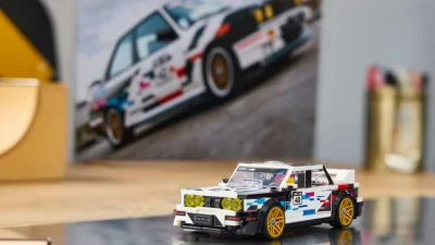BMW M3 E30 x LEGO Speed Champions : la berline sportive iconique fête ses 40 ans avec un set anniversaire