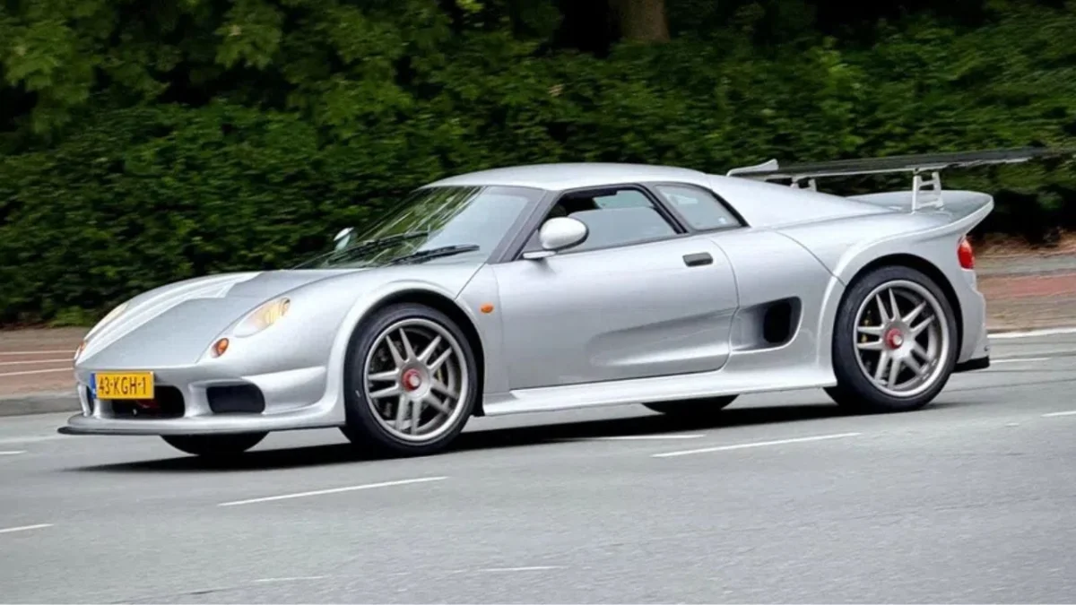 Cette Noble M12 GTO est l’une des deux seules immatriculées aux Pays-Bas… et elle vient de réapparaître