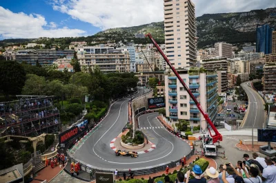 Casque signé, combinaison, monoplace... une vente aux enchères d’exception en marge du GP de Monaco 2026