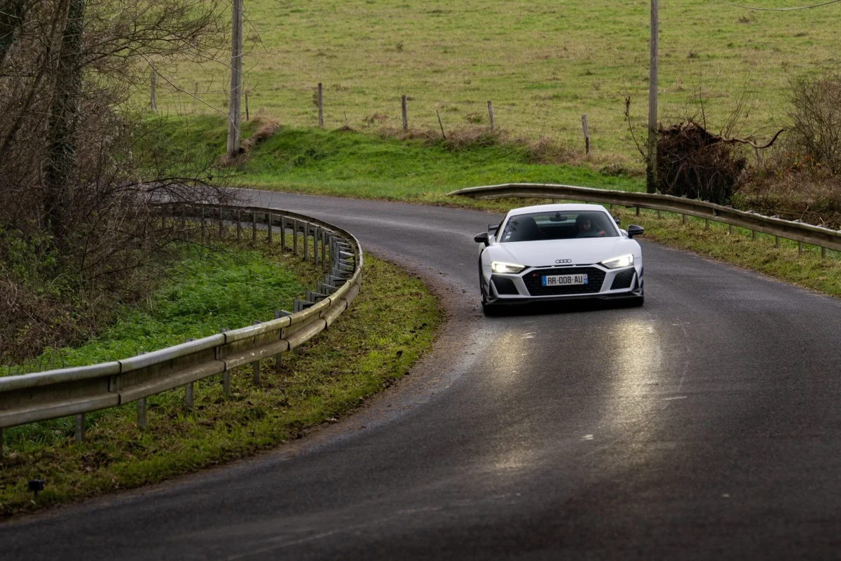 Future Audi R8 avec un moteur Lamborghini, "pas une mauvaise idée" selon le patron de la marque