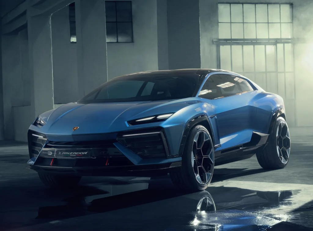 Lamborghini : « Retarder les électriques étaient une bonne chose », selon le PDG