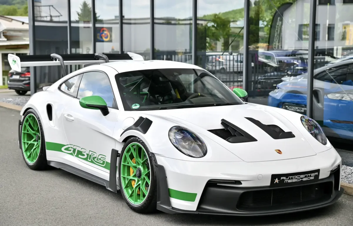 Ce célèbre Youtubeur vend sa Porsche 911 GT3 RS, mais il ne sait pas pourquoi (+images)