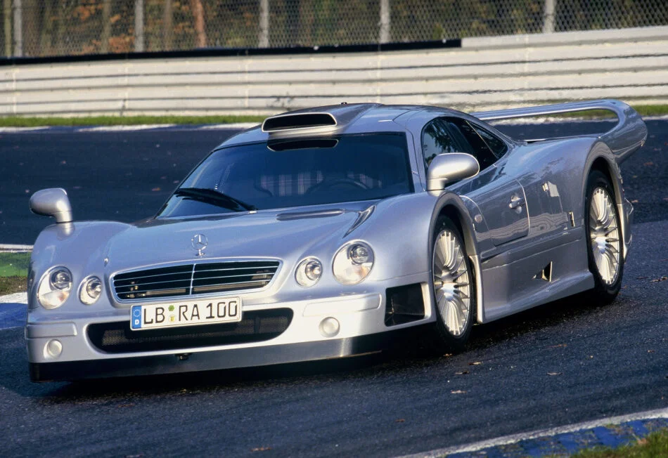 Occasion - Mercedes CLK GTR : une caractéristique unique la distingue de toutes les autres