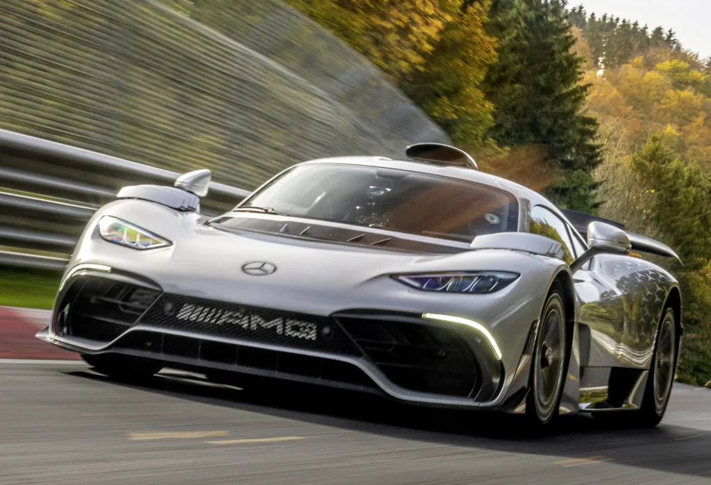 Mercedes-AMG One : devinez combien coûte la révision des 30.000 kilomètres ? (+images)