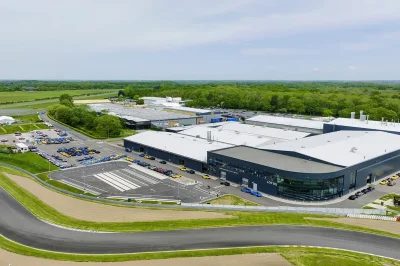 Lotus : ce nouveau centre de performance va donner naissance à ses futures sportives