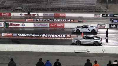 191 km/h au bout de la piste, mais défaite : l’étrange duel entre une Toyota Supra GR et une Corvette C8 Stingray