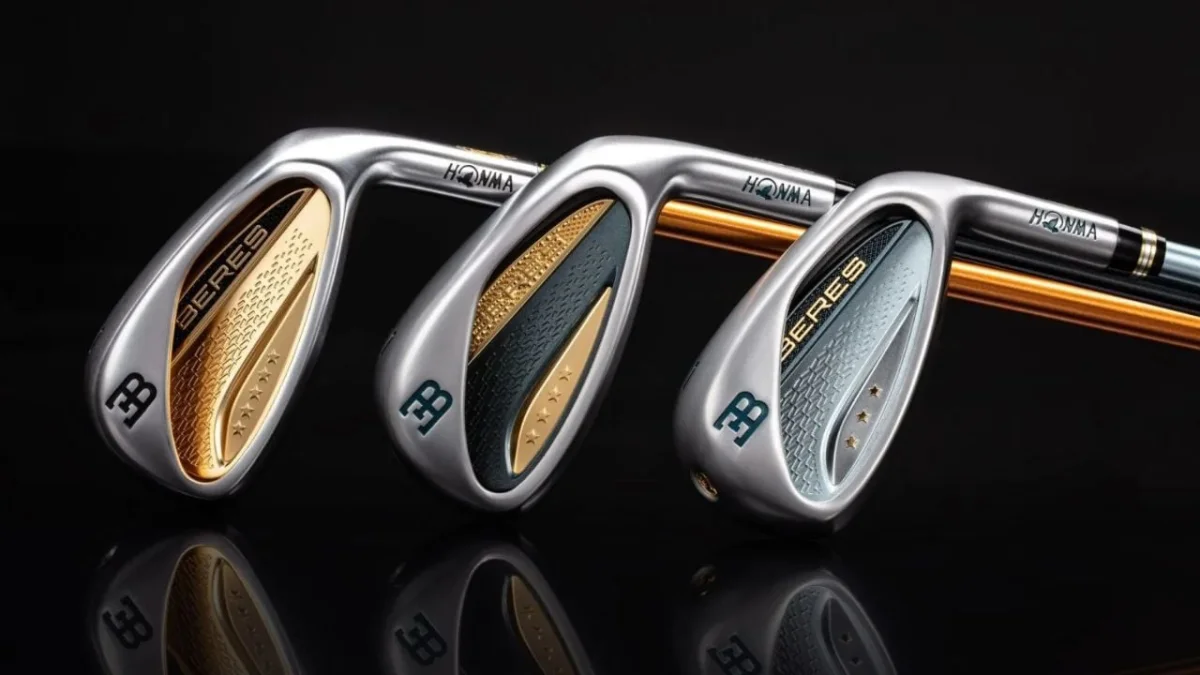 Plus exclusif qu’une supercar ? Le kit de golf Bugatti x Honma coûte 62 000 euros et il n'inclut même pas la voiturette