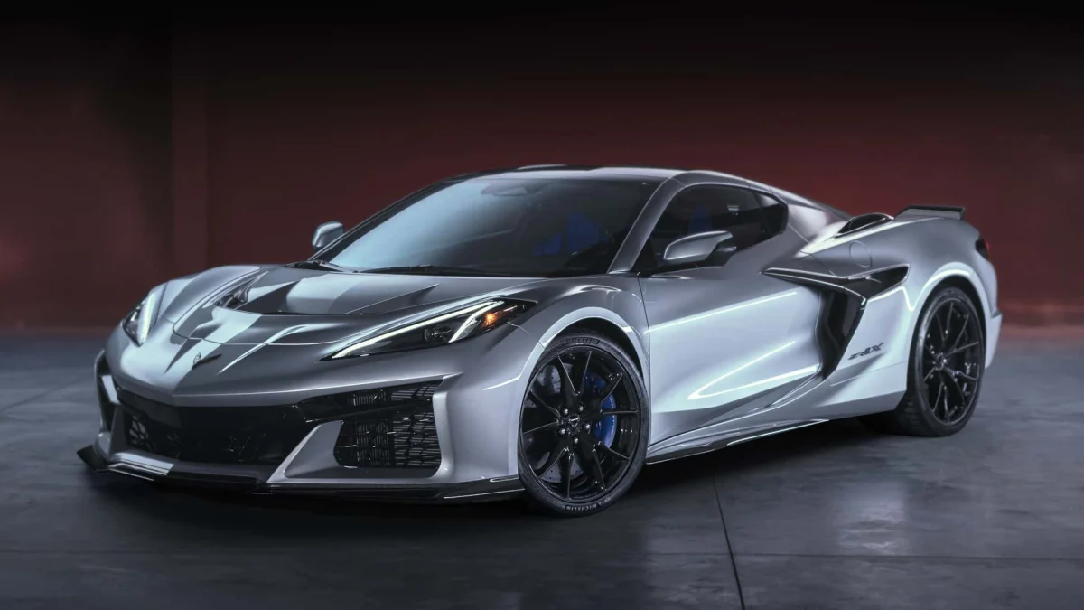 Quand une Corvette à 250.000 euros humilie une Bugatti Chiron à 4,5 millions