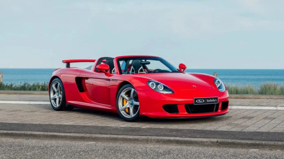 Seulement 80 exemplaires dans cette teinte : cette Porsche Carrera GT pourrait dépasser les 2 millions d'euros