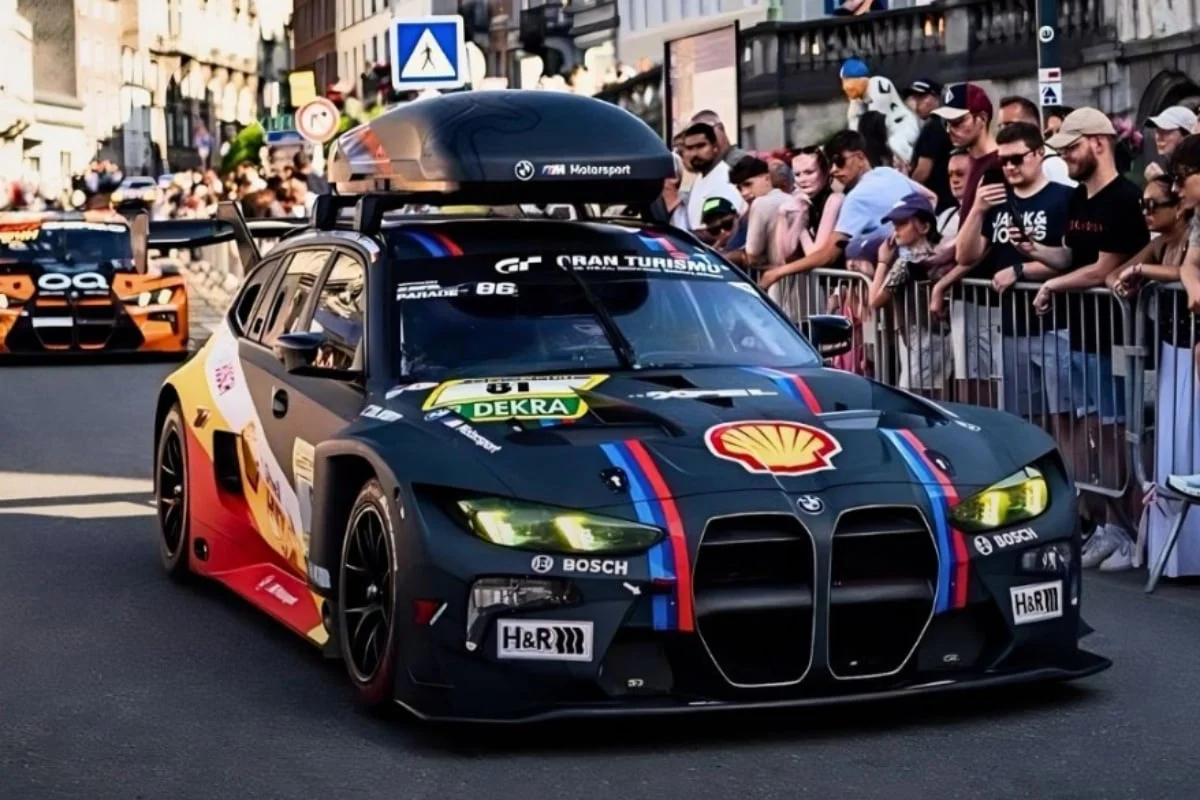 Incroyable : la BMW M3 Touring 24H s'affiche... avec un coffre de toit ! (+ vidéo)