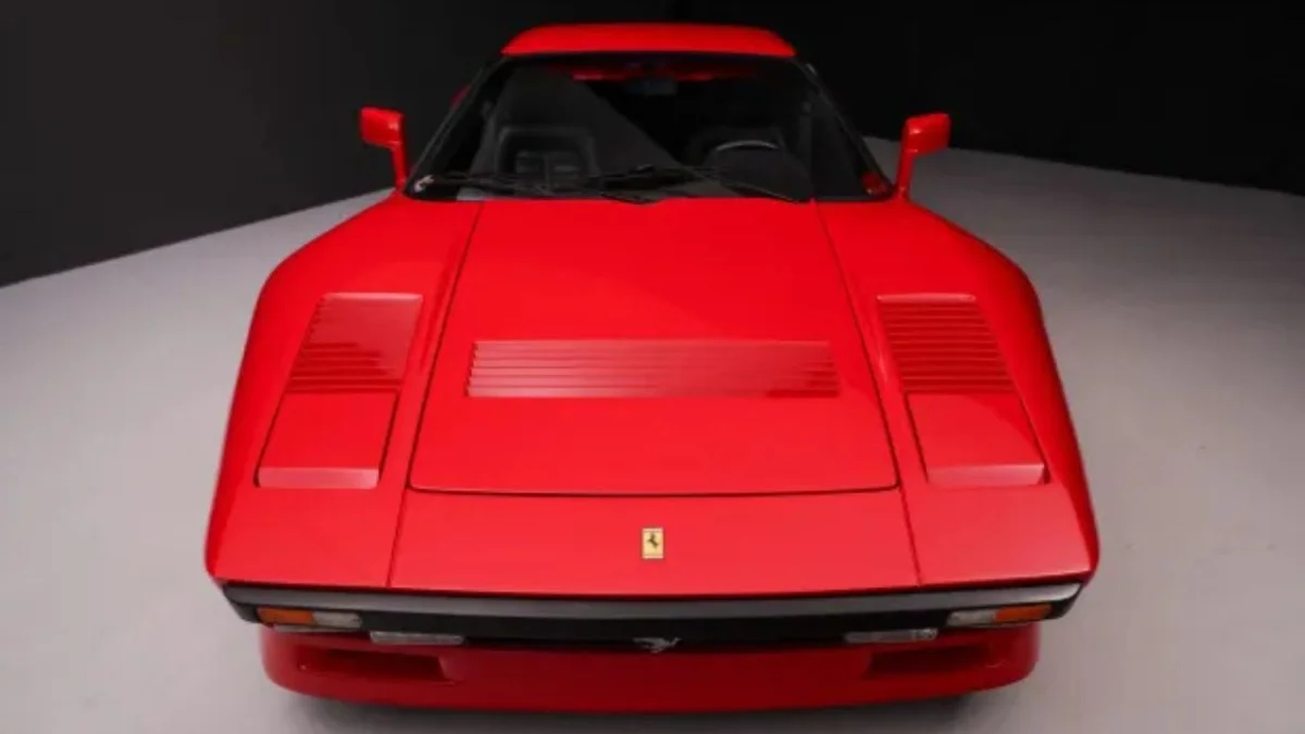 Proposée aux enchères, cette rarissime Ferrari 288 GTO approche déjà les 6 millions d'euros