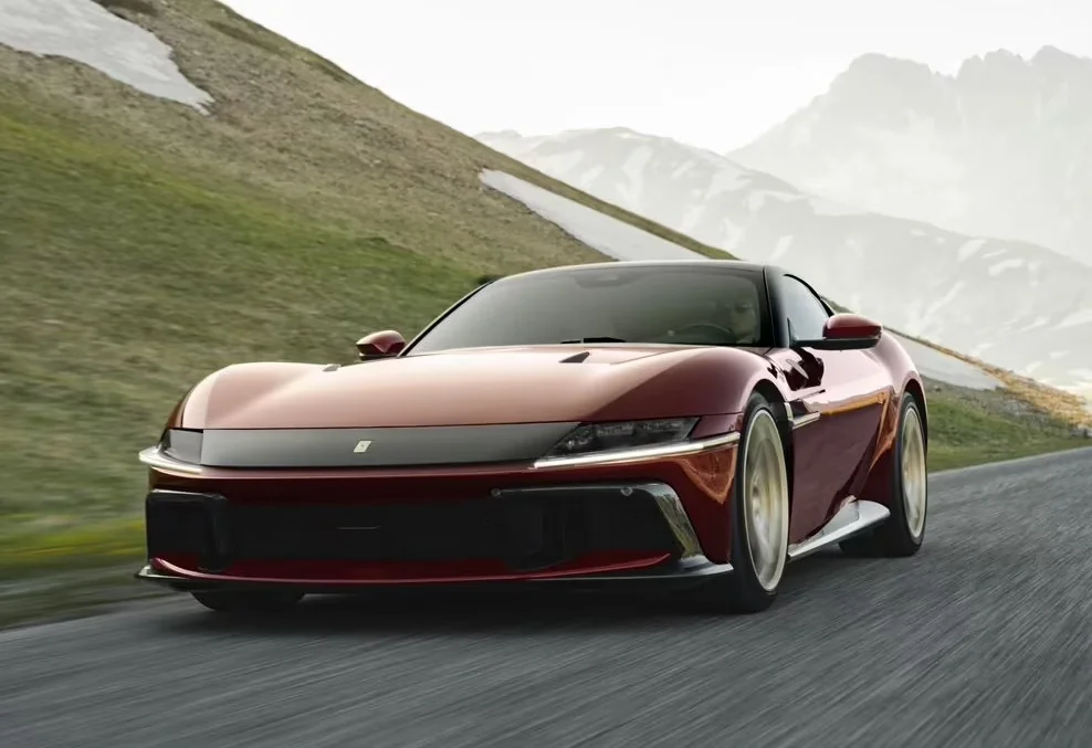 Ferrari 12Cilindri Manuale : le retour de la boîte manuelle… mais pas comme vous l’imaginez