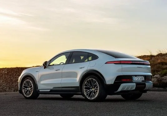 Porsche : près de 40 % des employés gagnent un salaire à six chiffres