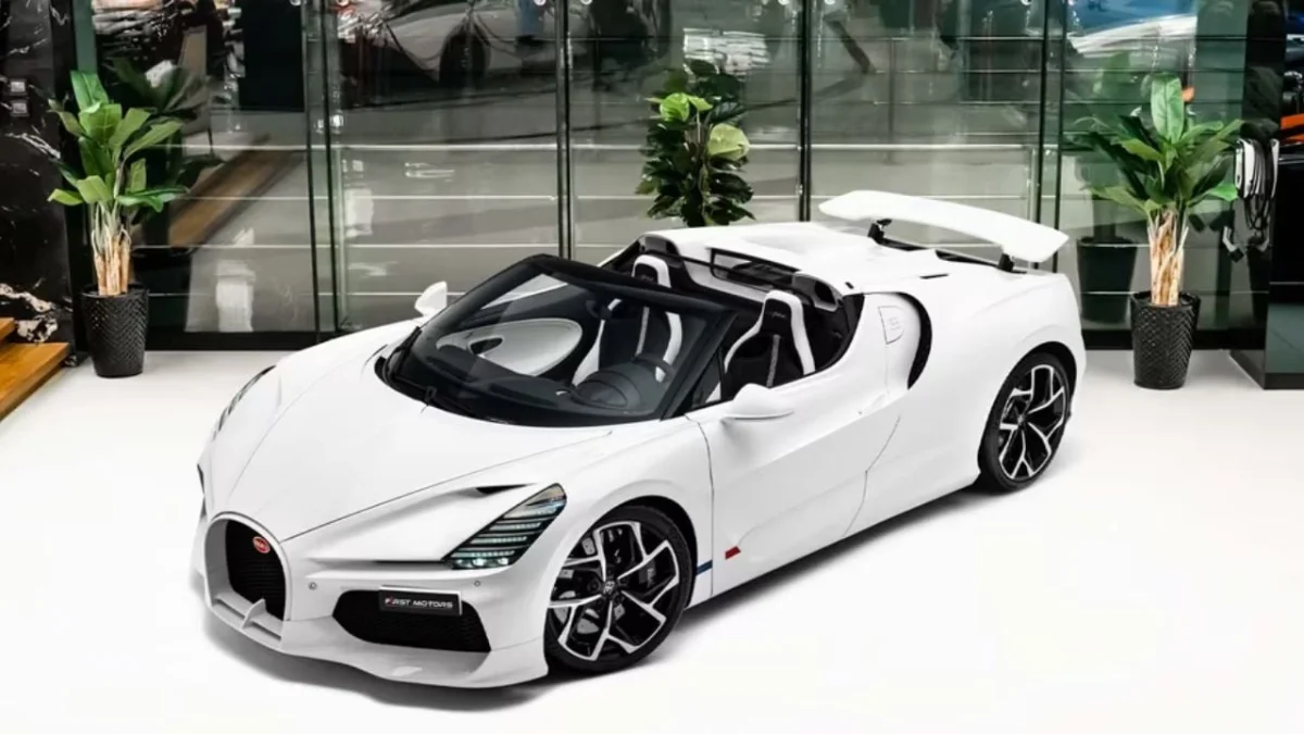 Pourquoi cette Bugatti W16 Mistral neuve vaut déjà presque deux fois son prix d'origine