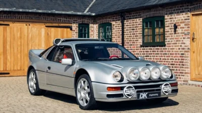 Cette Ford RS200 Evo 2 n'aurait jamais dû exister après la fin du Groupe B… elle est aujourd'hui à vendre