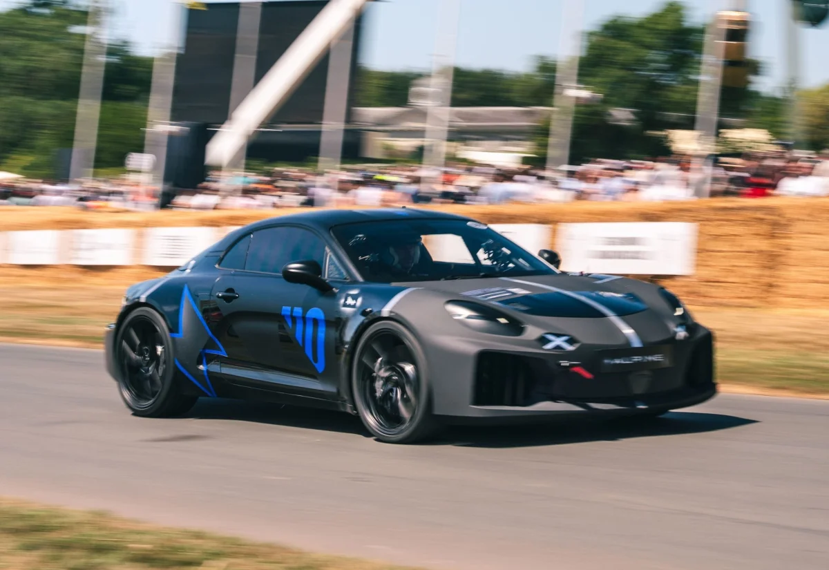 Nouvelle Alpine A110 : les États-Unis pourraient sauver le moteur thermique
