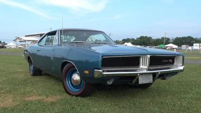 Il a acheté cette rarissime Dodge Charger Hemi grâce aux économies de sa petite amie : 47 ans plus tard, il refuse toujours de la vendre