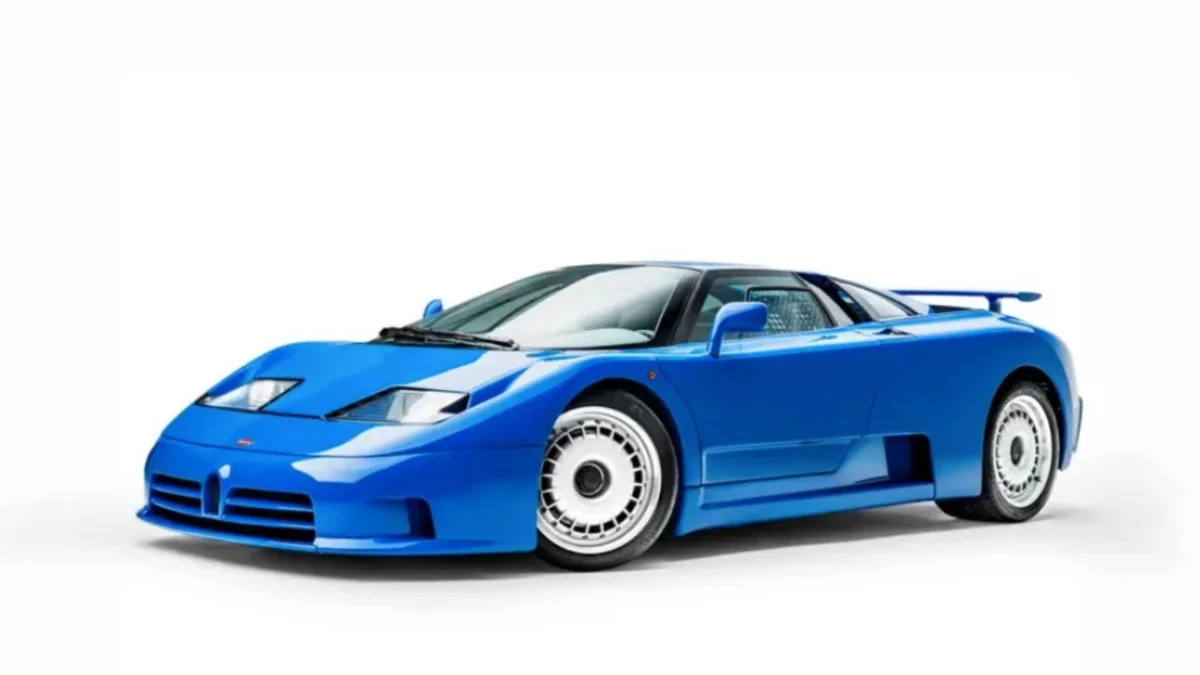 Jamais une Bugatti EB110 ne s'était vendue aussi cher : ce prototype part pour plus de 3 millions d'euros