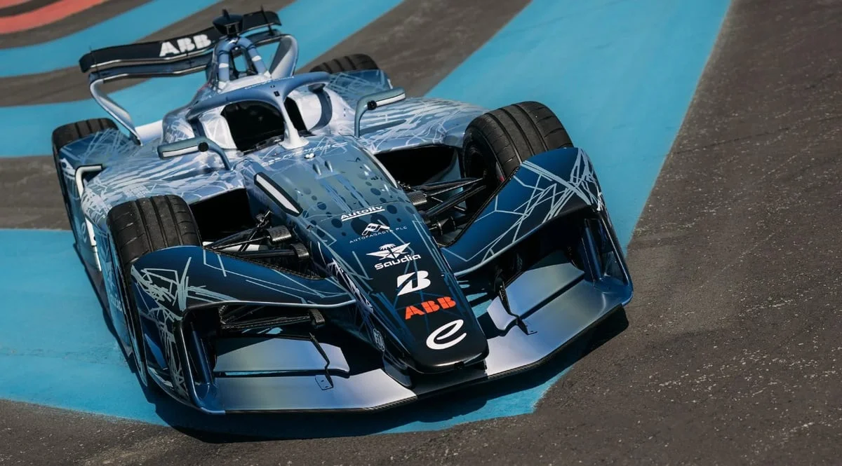 Formule E : la nouvelle monoplace Nissan développe 816 ch et adopte la transmission intégrale
