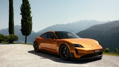 Cette Porsche Taycan Turbo GT, unique au monde, cache un détail fou
