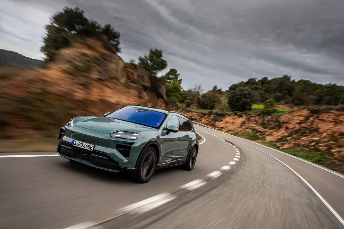 Essai - Porsche Cayenne Turbo Electric : attention, ça va secouer !