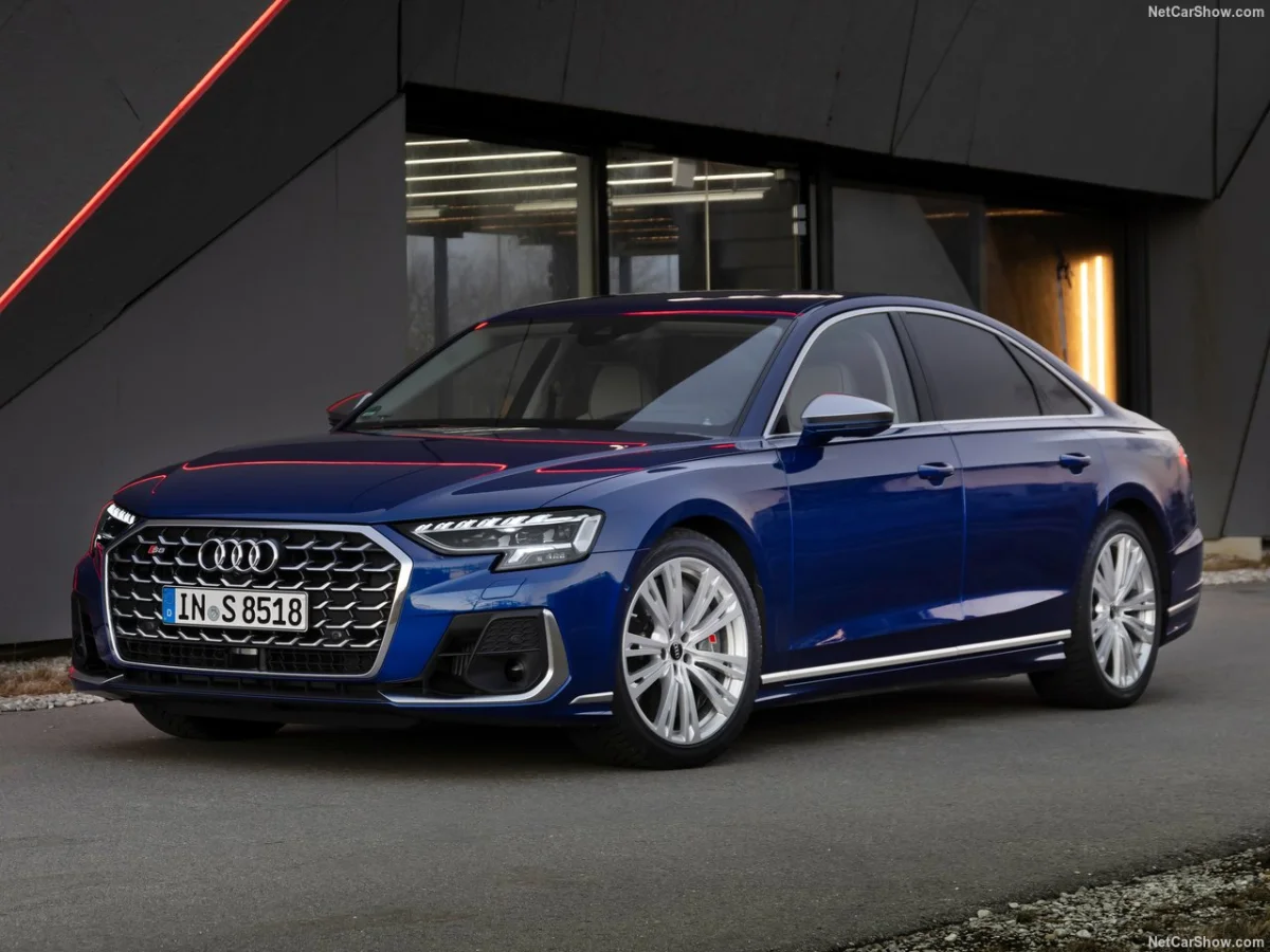 Cette Audi S8 de 571 ch coûte 66 600 € de moins que son prix neuf minimal