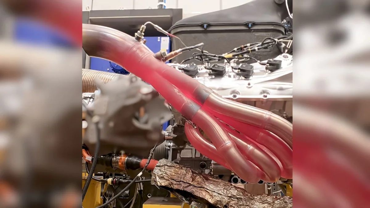 24 Heures du Mans : Ford fait rugir son futur V8… sans même installer le moteur dans une voiture