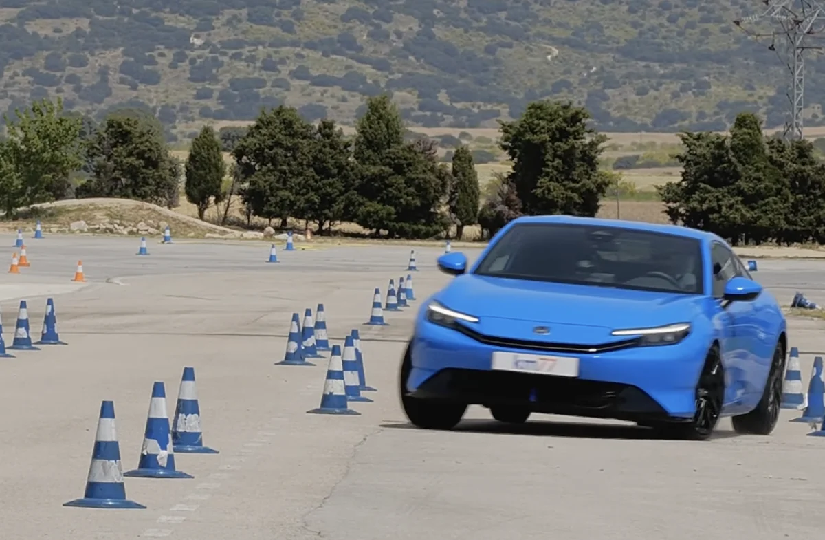 Quand la Honda Prelude s'attaque au célèbre test de l'élan (+vidéo)
