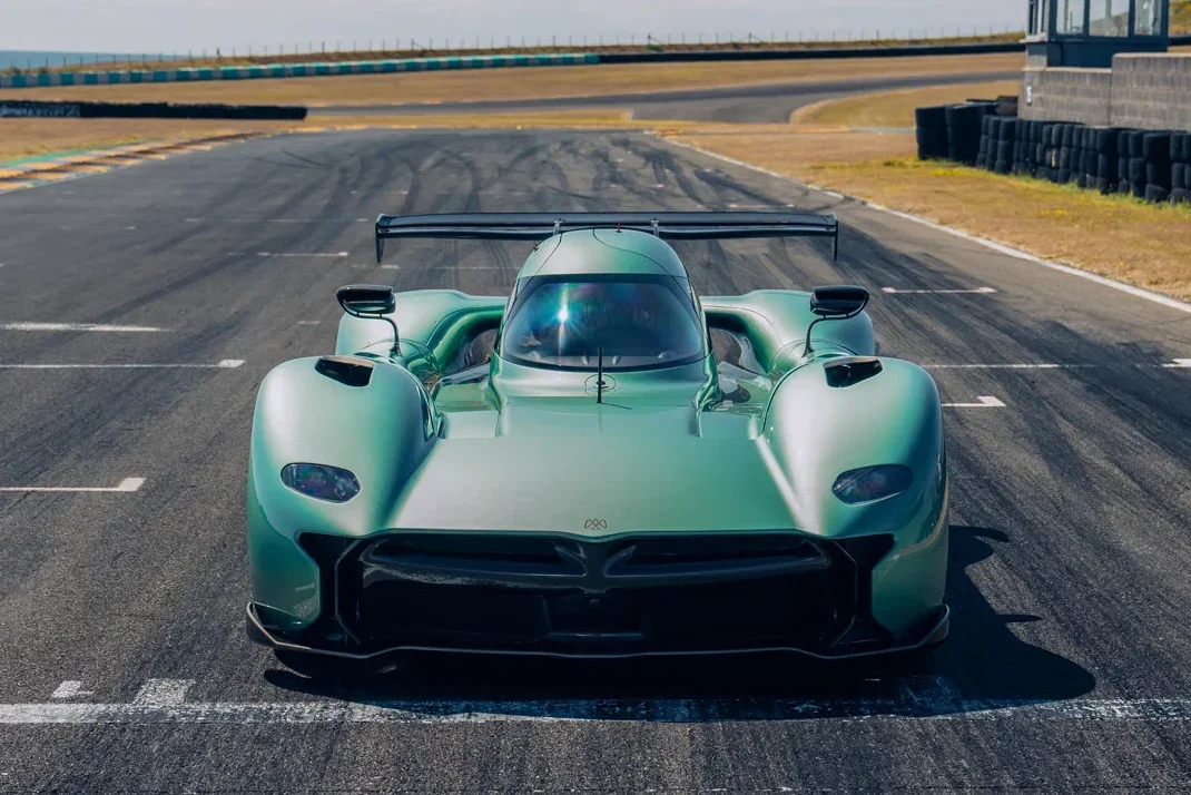 McMurtry Spéirling PURE : elle sera dévoilée au public à la Monterey Car Week