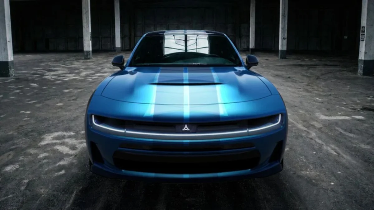 Toxic Orange, Cha Ching Green… Dodge veut rendre ses couleurs les plus folles accessibles à tous