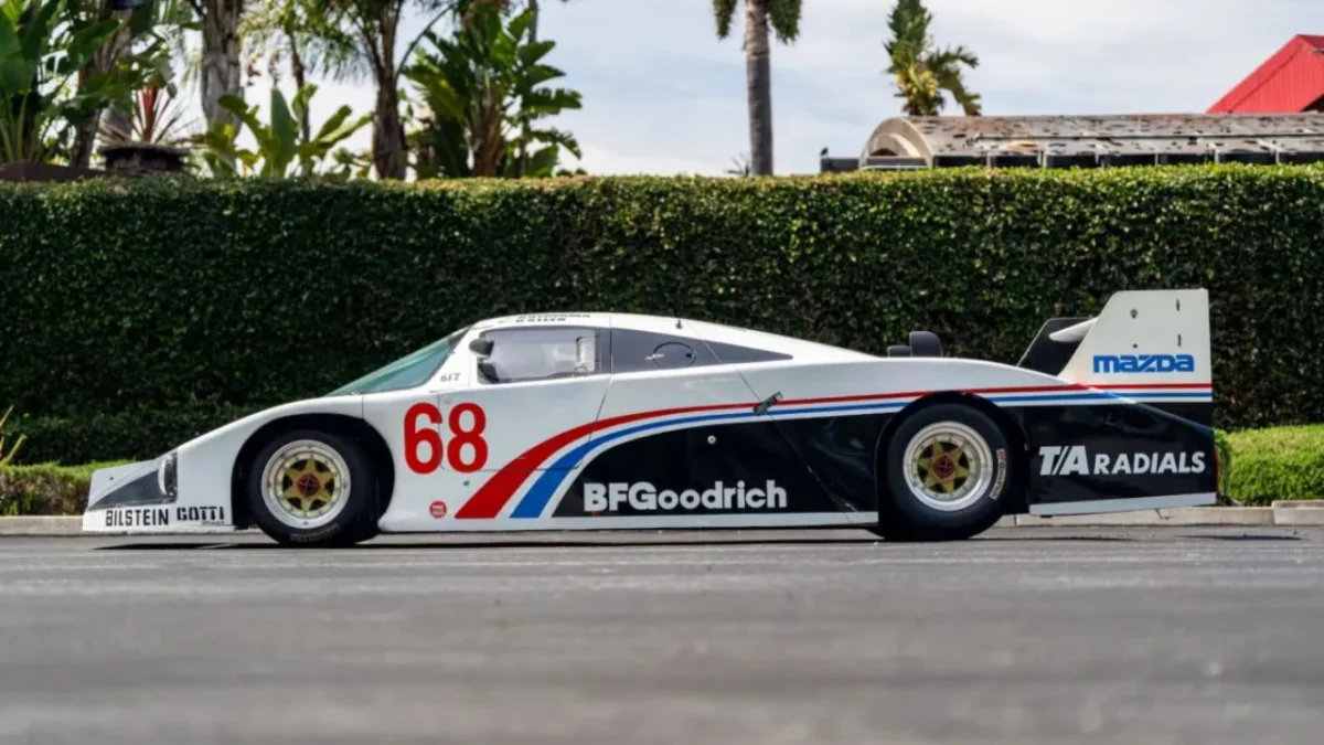 Elle a gagné sa catégorie au Mans sur des pneus de route : cette Lola T616 de 300 ch est à vendre